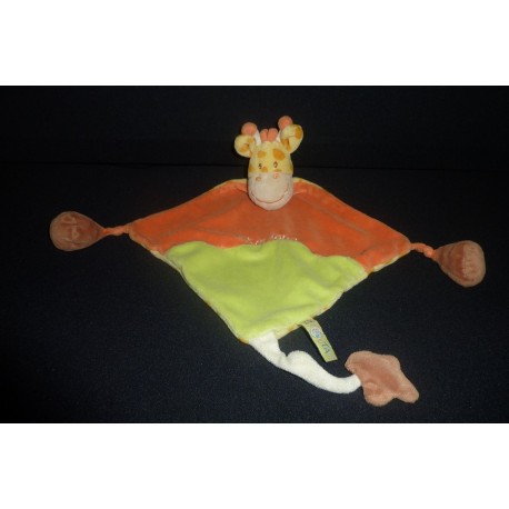 DOUDOU GIRAFE PLAT TITOUTAM