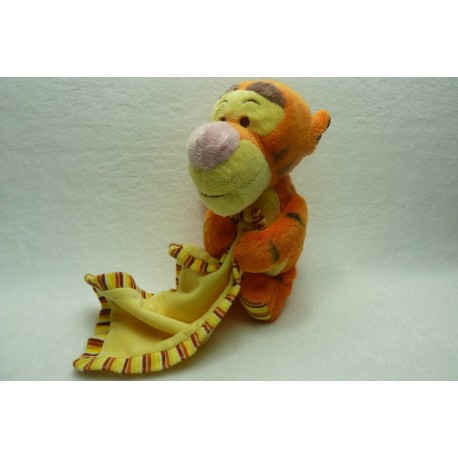 DOUDOU TIGRE TIGROU PELUCHE AVEC MOUCHOIR DISNEY