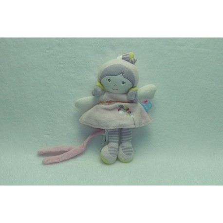 DOUDOU POUPEE SEMI PLAT ATTACHE TETINE SUCRE D'ORGE