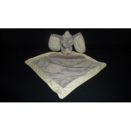 DOUDOU ELEPHANT DUMBO ET SON MOUCHOIR DISNEY